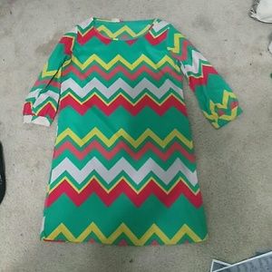 EUC Pixi + Ivy chevron half sleeve dress